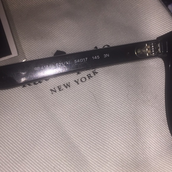 Ray Bans - Picture 4 of 5